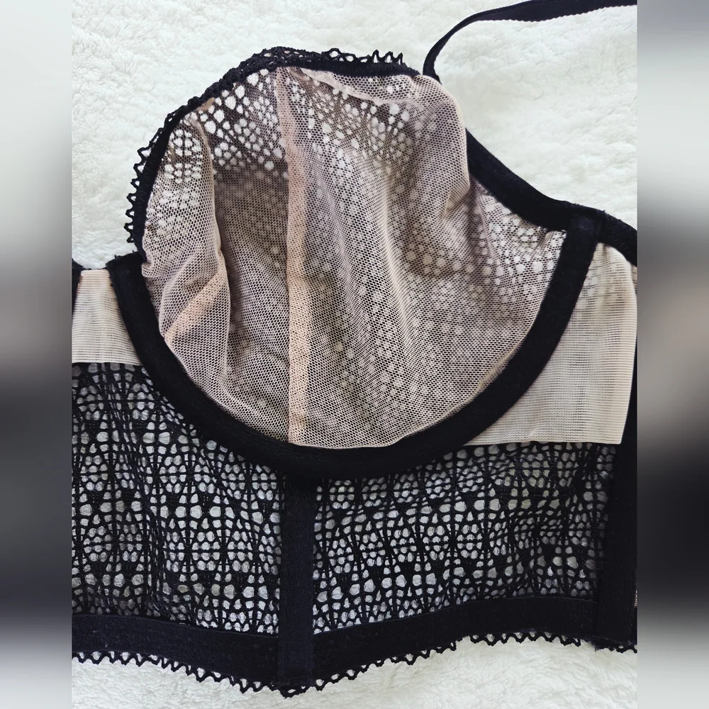 Nearly Nude ✨️ Black Midnight Modern Geo Longline Demi Bra Size 36C